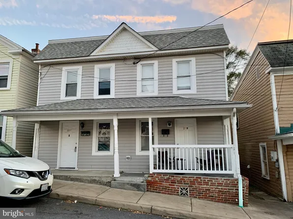 221 Baker St, Winchester, VA 22601