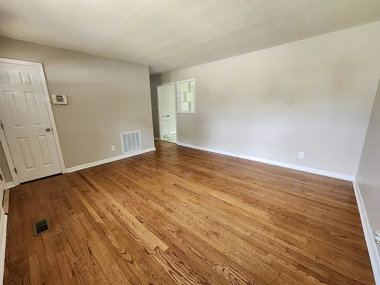 346 Tucson Dr — Photo 7