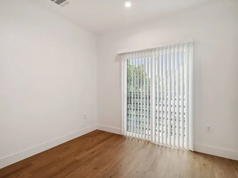 4512 Saint Elmo Dr — Photo 22
