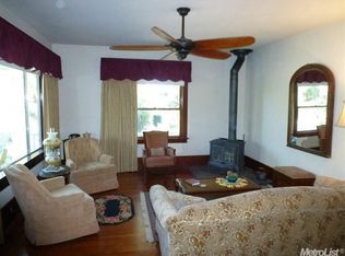 2043 Fairview Ln, Newcastle, CA 95658