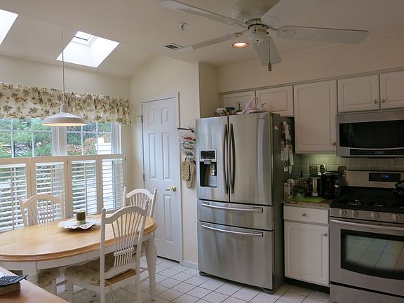 Breakfast Room & Kitchen