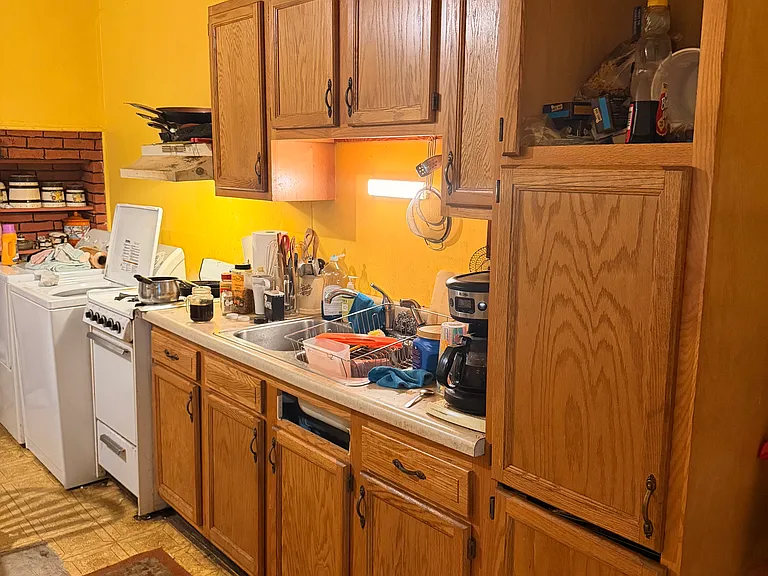 1133 Washington St #B — Photo 3