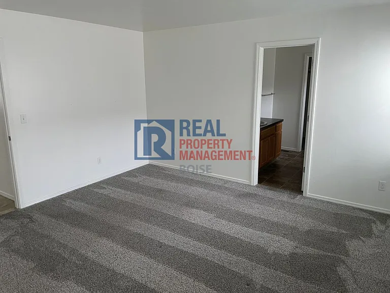 10450 W Bear Lake Dr — Photo 7