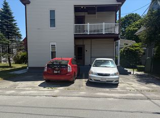 61 Fruit St #1, Worcester, MA 01609