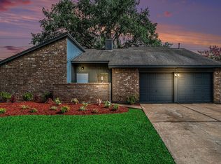 15826 Alta Mesa Dr, Houston, TX 77083