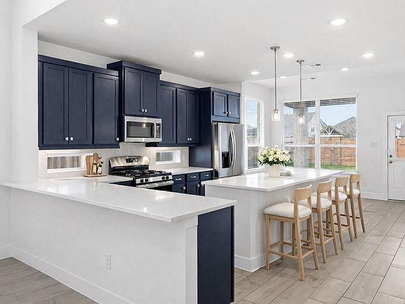 3rd image of 7931 Horizon Shore Ln