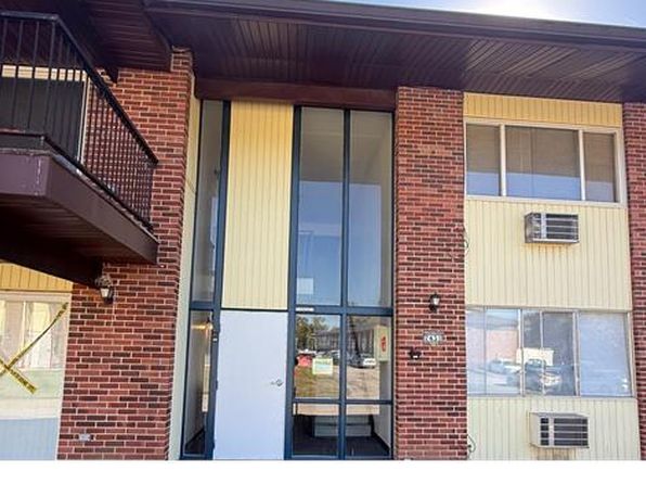 7431 Hazelcrest Dr APT E