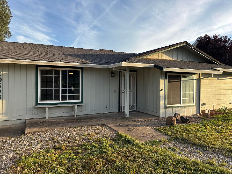 1st image of 20593 Robinson Glen Dr