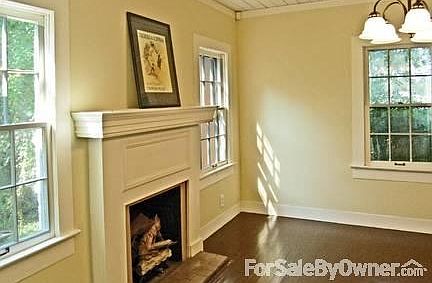 4th image of 209 Saint Julien Ave