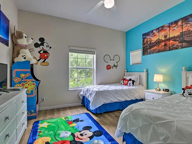 205 Lucaya Loop — Photo 10