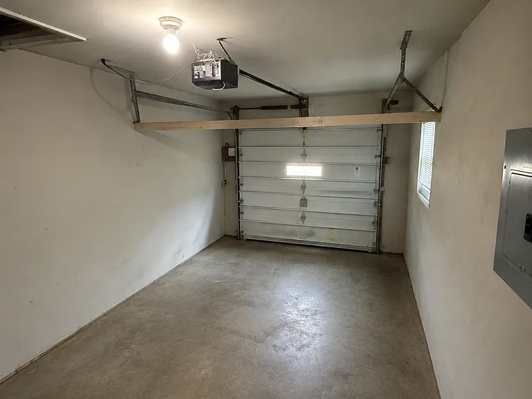 5518 Pontiac Dr — Photo 7