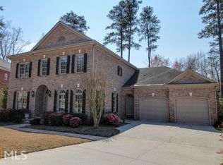 942 Moores Walk Ln, Suwanee, GA 30024