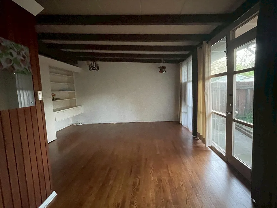 253 S Allen Ave #1