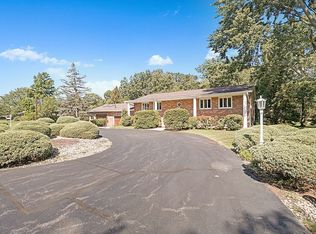 171 Denell Dr, Crete, IL 60417