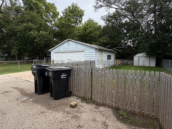 3rd image of 1837 Wisconsin Ave