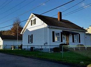 997 Pennsylvania Ave, California, PA 15419