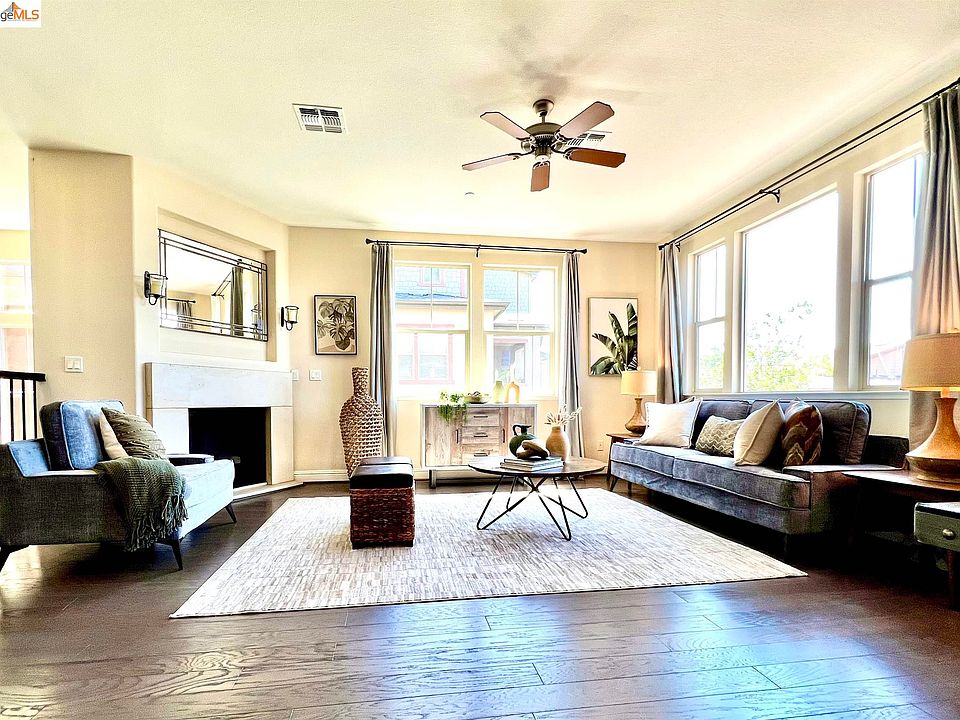 1st image of 6475 Bayview Dr