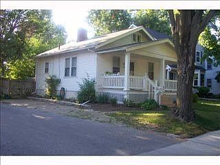2nd image of 1003 Euclaire Ave