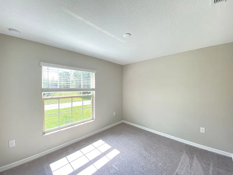 13249 SW 77th Ave — Photo 16