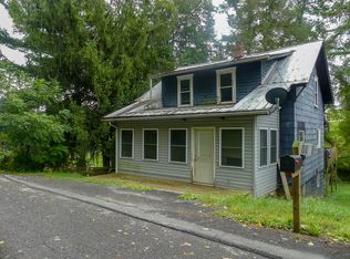 1213 Milton St, Morgantown, WV 26505