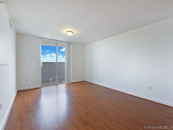 5th image of 2600 SW 27th Ave APT 505