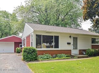 3701 Holly Ln, Rolling Meadows, IL 60008