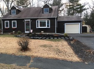 2 Cobblers Ln, Beverly, MA 01915