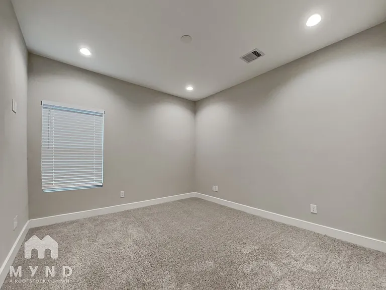 5902 Gardendale Dr #F — Photo 12