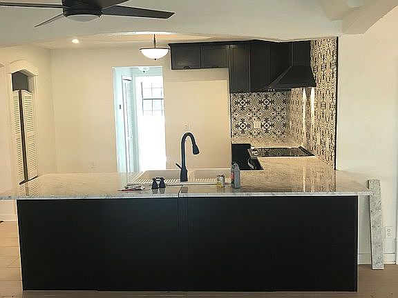2nd image of 546 Plumosa Dr
