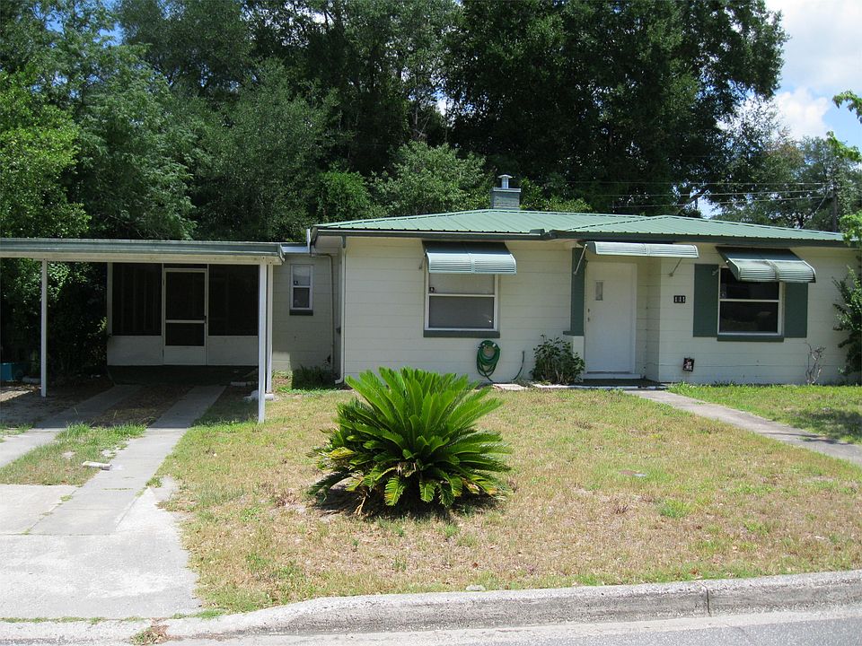 1st image of 111 E Oak Hill Dr