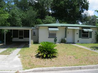 111 E Oak Hill Dr, Palatka, FL 32177