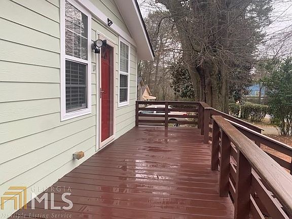 5th image of 3217 Gifford St