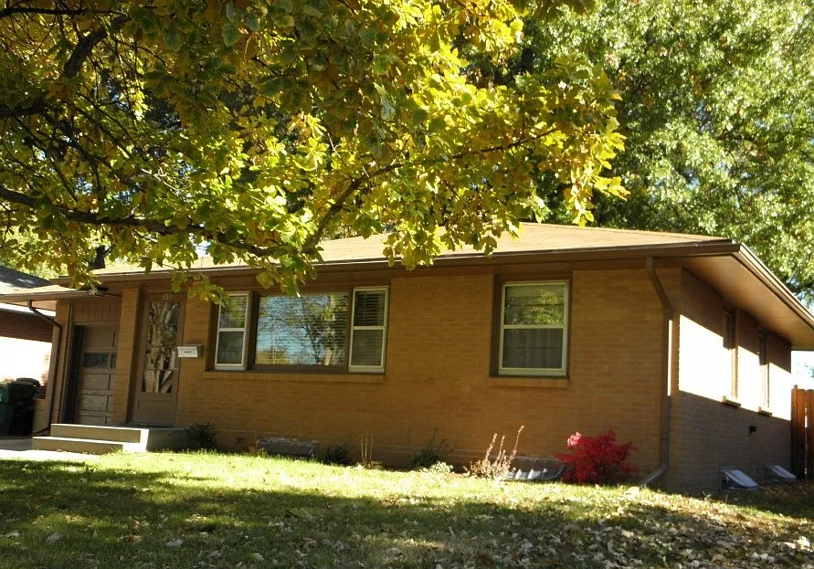 Building Photo - 2538 S 55th St