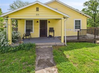 215 N 2nd St, Warrensburg, MO 64093