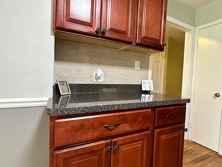 162 Bishops Dr — Photo 8