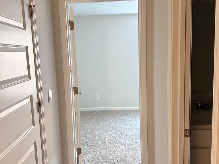 117 Azure Dr — Photo 15