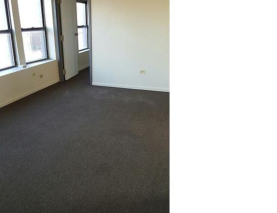 3rd image of 11102 S Vernon Ave