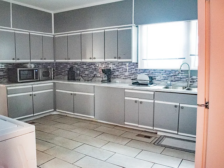 1501 Rogers Ave SW — Photo 10