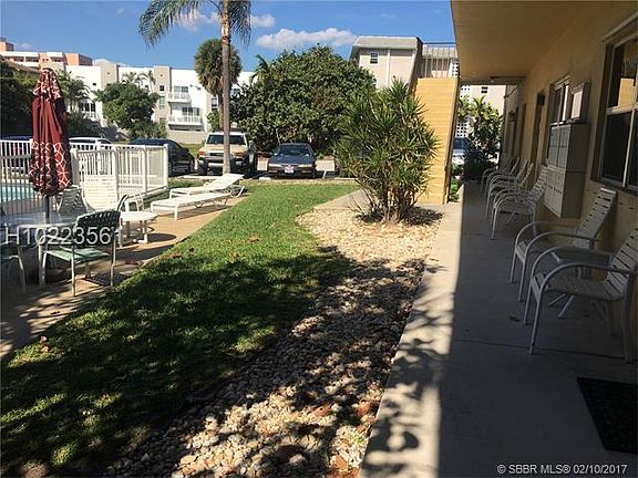 4th image of 3252 NE 13th St APT 7