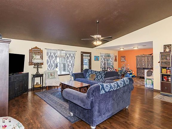 4th image of 8R Russkin Ln