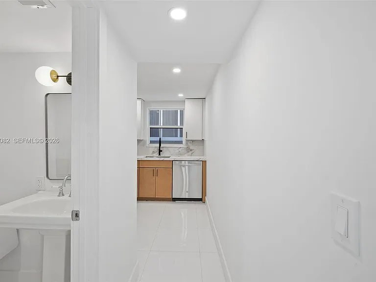 1245 West Ave #401 — Photo 6