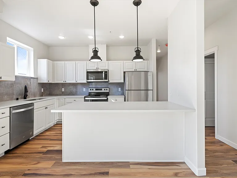 318 N Arthur St #A — Photo 12