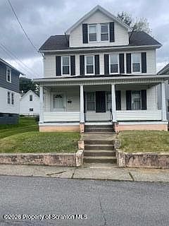 2nd image of 1917 Wint Ave