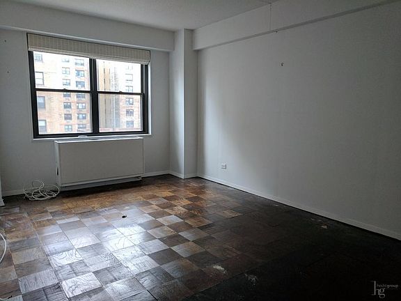 5th image of 345 E 80th St APT 9J