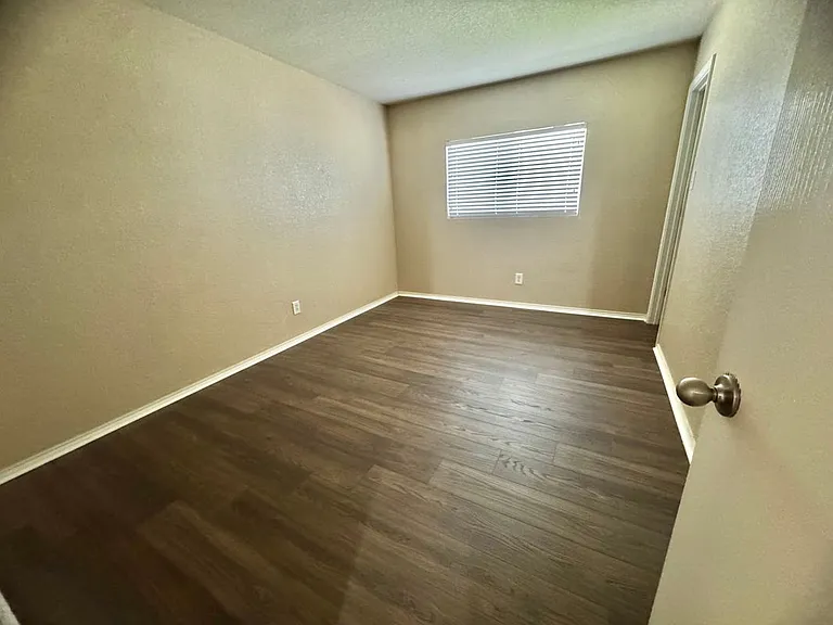 8642 Brisa Royale — Photo 12