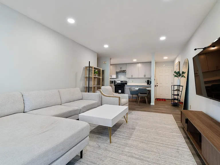2755 Country Dr #311 — Photo 3