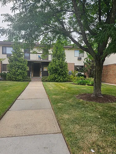 1014 Cricket Ln Photo 1