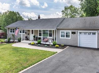 252 Capri Ter, Park Ridge, NJ 07656