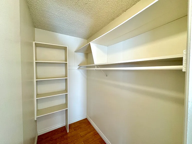 915 E Palmer Ave #23 — Photo 5