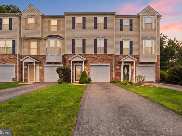 394 Bruaw Dr, York, PA 17406